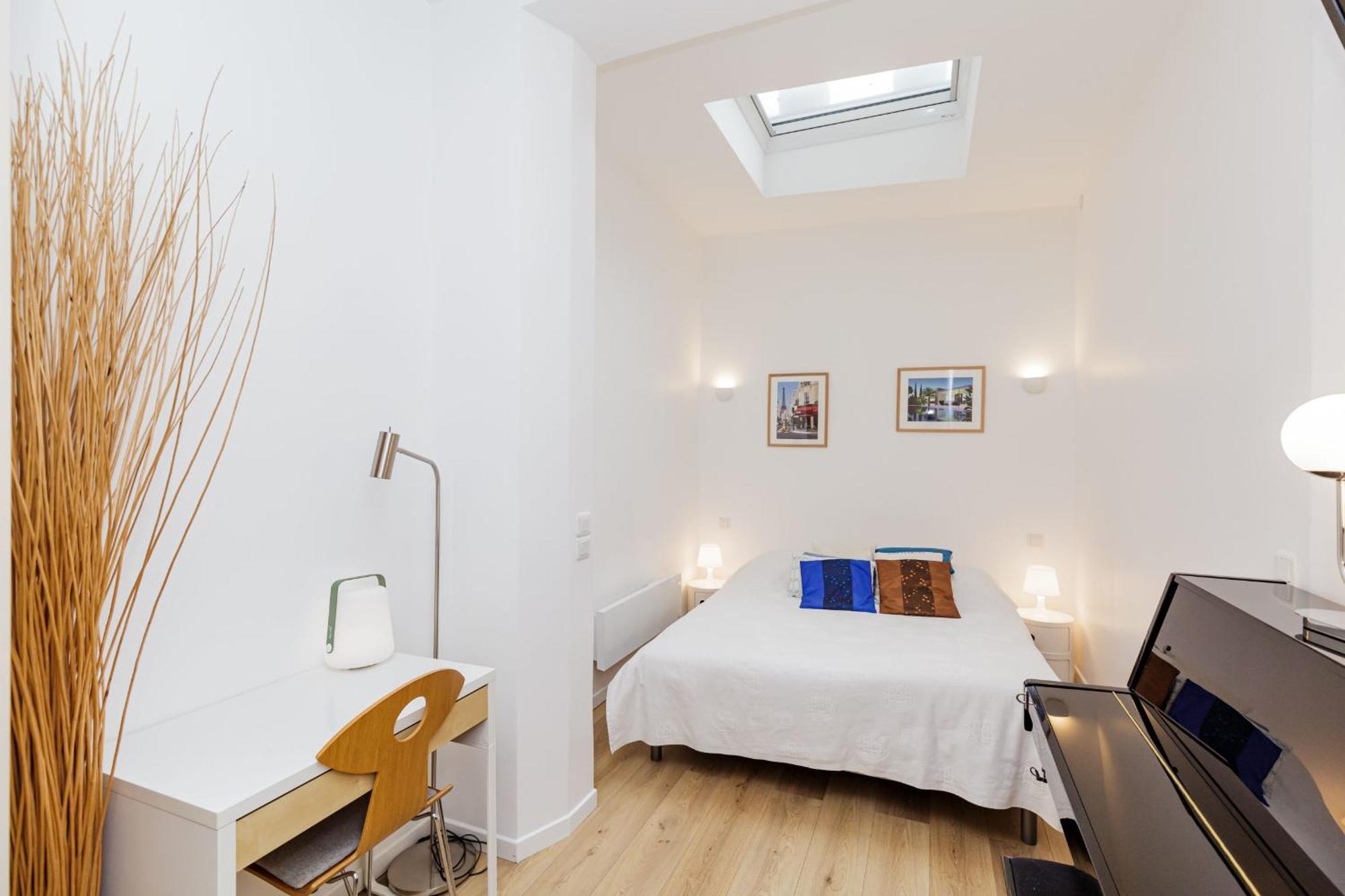 And Comfortable Nest Near The Eiffel Tower * Parijs