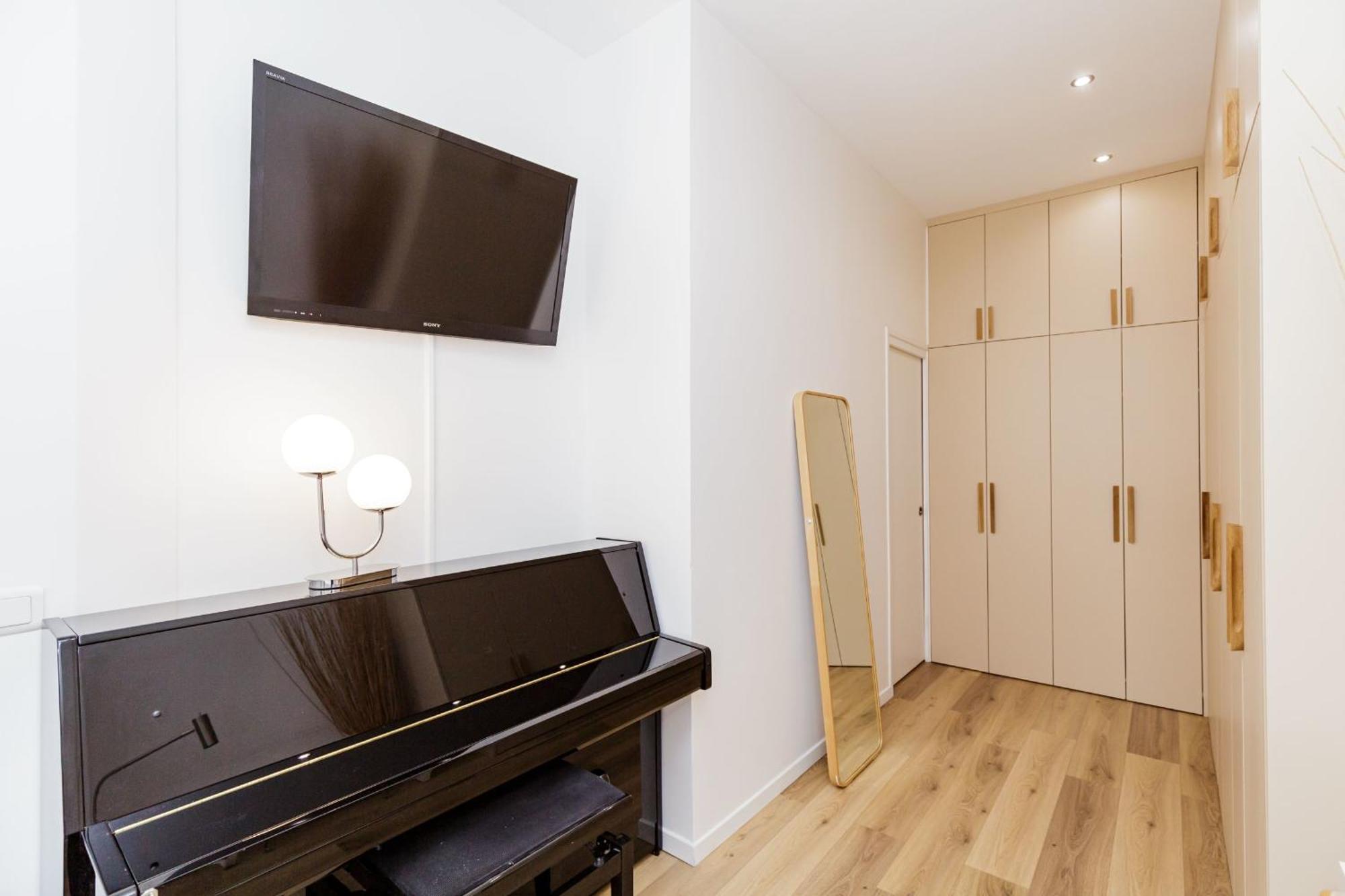 And Comfortable Nest Near The Eiffel Tower Appartement Parijs